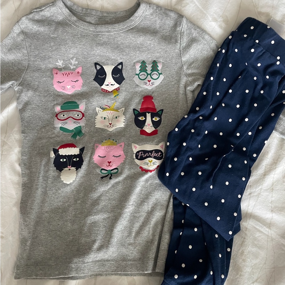 GAP Gray Cat Faces Pajama Set with Navy Polka Dot Pants